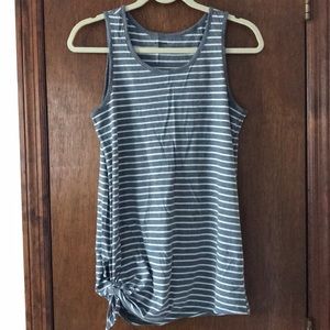 Maternity tank top with front knot
